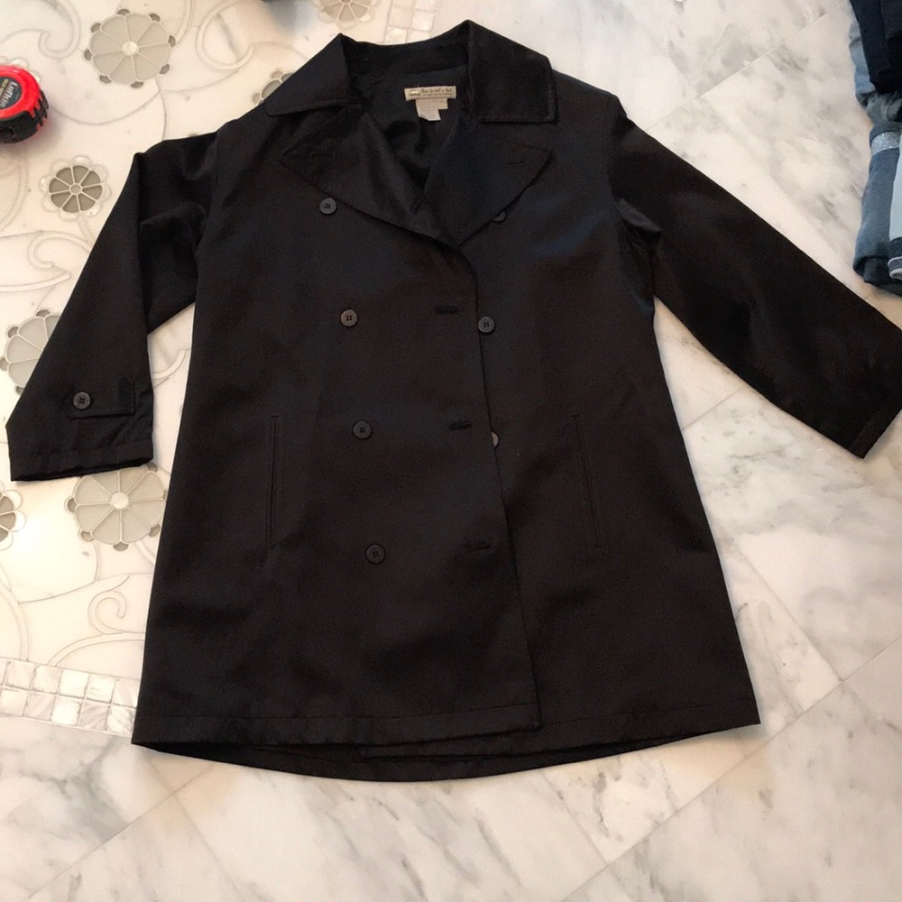 Opera coat brand: this is not a hat